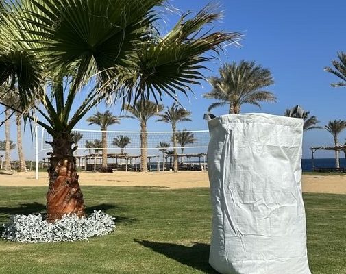 reusable-landscaping-waste-bags-1
